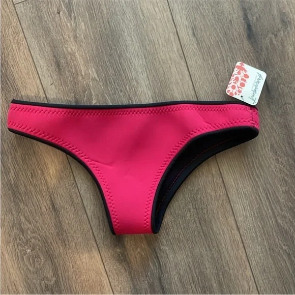Abysse Jenna Neoprene Bikini Bottom - M - Picture 5 of 8